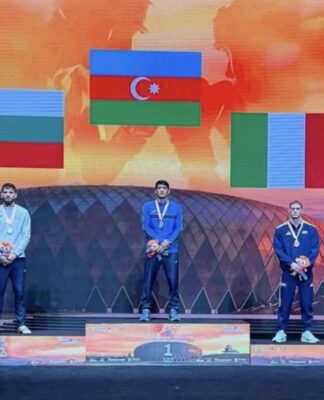 Azərbaycan boksçusu Çində qızıl medal qazandı
