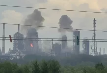 Ukrayna Rusiyanın Omsk neft emalı zavodunu vurdu