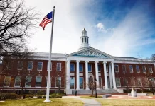 Harvard Universiteti irqi və etnik ayrı-seçkilikdə ittiham olundu