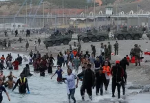 72 min miqrant, onlarla ölüm: Seuta böhranının arxasında kim dayanır?