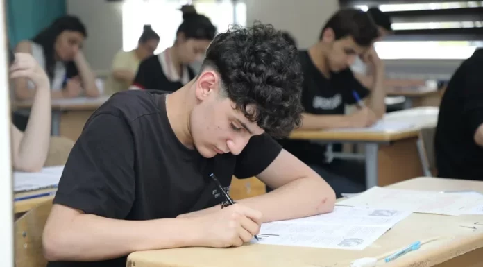 Neçə nəfər ali məktəblərə qəbul olundu? – Rəsmi