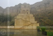 Qobustanda yeddiəsrlik sirli məzar